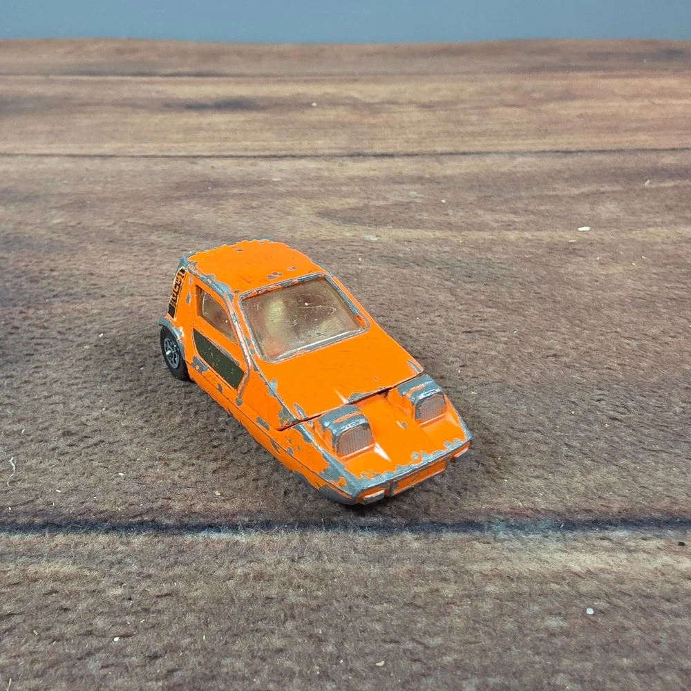Corgi Toys Bond Bug 700 ES Kids OS Orange Good Whizzwheels Diecast Car